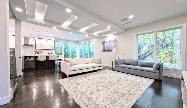 Private Townhouse NYC/Metlife FIFA World Cup w/Roof Deck, Yard, Family Friendly