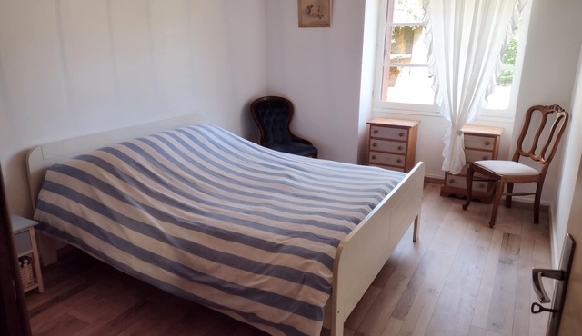 Private-Tranquil-Peaceful-Garden-Bbq