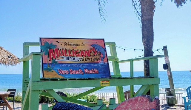 Private Tropical Resort — No Crowds, No Sharing! Pool, Spa, Tiki Bar. Near Beach