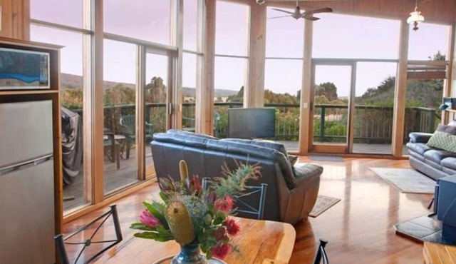 Private Two Bedroom Cottage