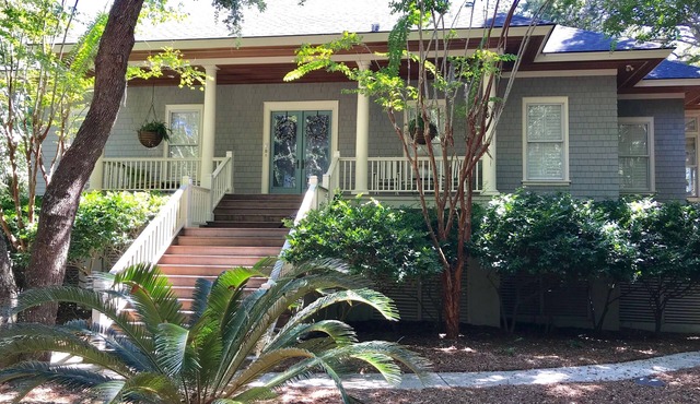 Private, Unique Home w/Large 8 Foot Deep Pool, Walk to Beach, Water View