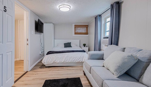 Private Unit in Lebanon | WiFi | Laundry