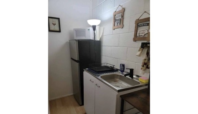 Private unit near Lake Whitney /pool /hot tub