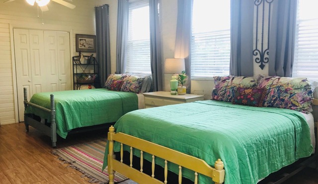 Private Upstairs Apartment in Historic Building Sleeps 6