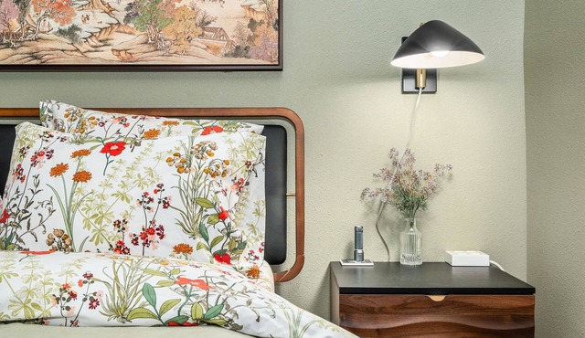 Private Urban Forest Hideaway in the Heart of Portland with AC