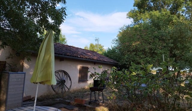 Private vacation home in Montans