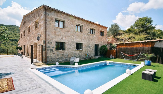 Private villa for 20 guest, boutique hotel style!