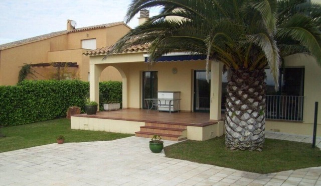 Private Villa for 7 persons – Pool, Garden, WiFi & Parking - Villa Pilans