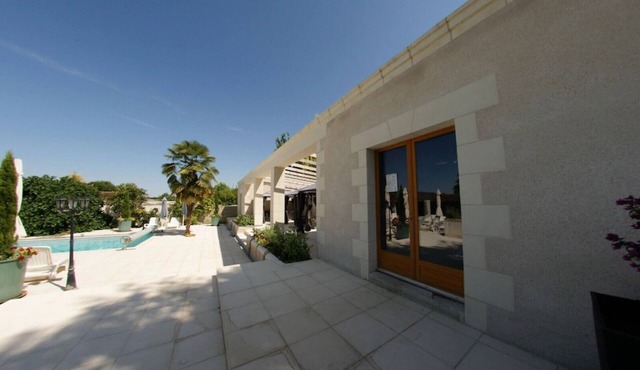 PRIVATE villa In Loire Valley Our Romantic Villa & Gardens,Heated Pool