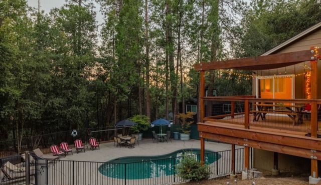 Private Villa W/Pool/spa, GameBarn, 4300 sq ft- Perfect for families and large groups