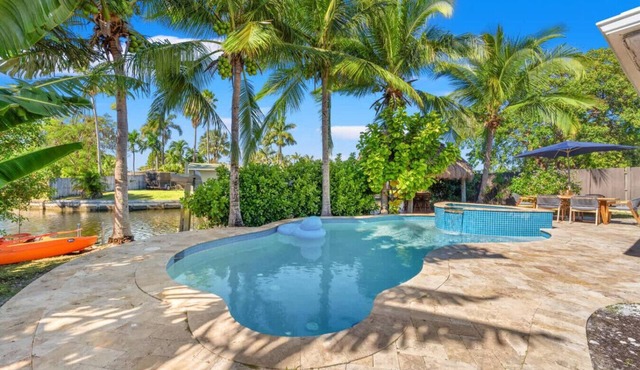 Private Water Gem: Pool | Dock | Tiki Hut