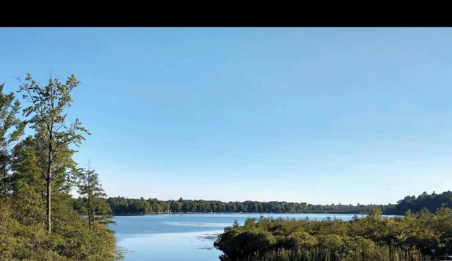 Private Waterfront, Pontoon Rental Available, Pet Friendly- Hot Tub