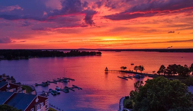 Private Waterfront Retreat on Lookout Shoals Lake!