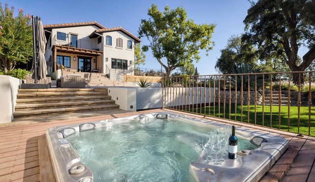 Private Wine Country Retreat - Modern Luxury Estate