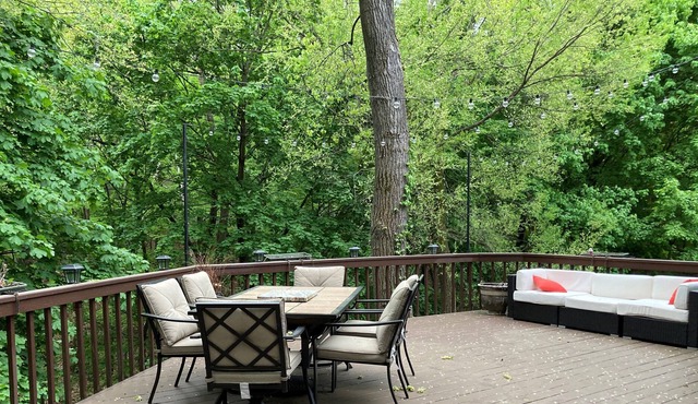 Private Woodland Retreat, Rochester NY, Hello and Welcome!