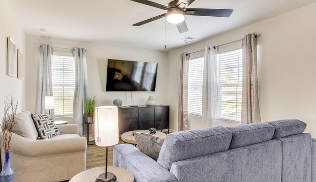 Private Yard: Family Hideaway 9 Mi to Fort Jackson