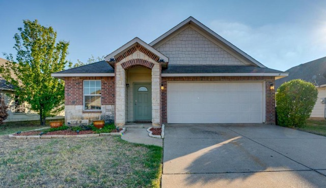 Private Yard & Patio: Fort Worth Family Home