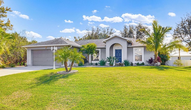 Private Yard & Screened Patio: Sunny Sebastian Gem