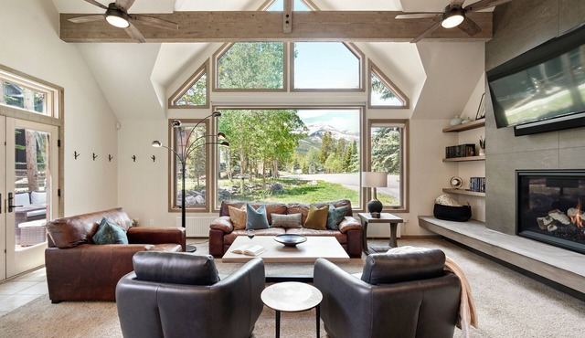 🏆 PrivateHome, 6BR/6BA, Private Hot Tub, Views, Pet Friendly, Free Ski Shuttle