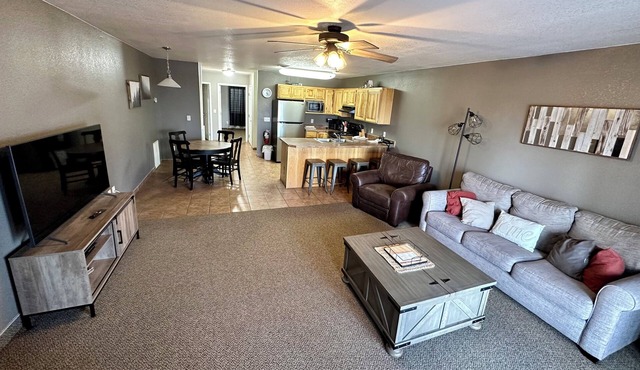 Privately Owned 2 Bedroom Condo Located at Terry Peak South Dakota