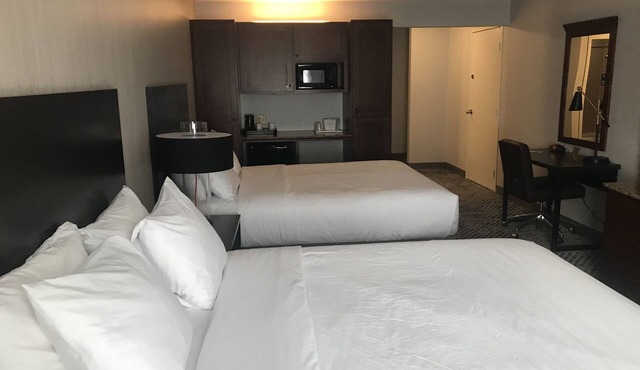 Privately Owned Hotel Room, less than 2 miles to UND!