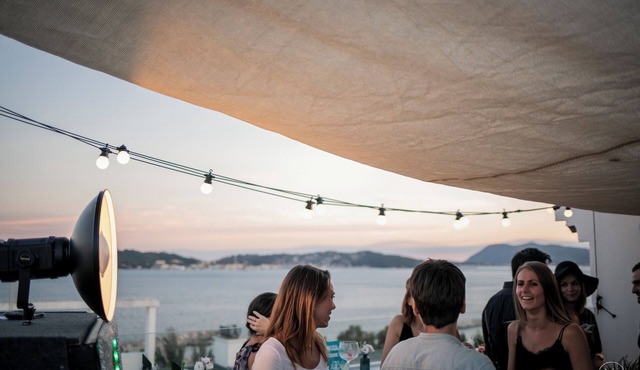 Privatized hotel 8/16 bed Toulon Seaside -Rooftop
