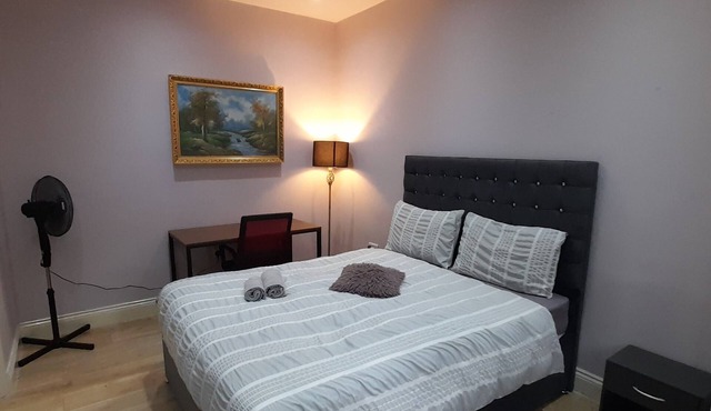 Privet apartment with 2 bedrooms for relaxing escape in EastHam near CentralPark