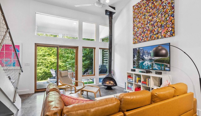 Prize-Winning Modern Home in the Mountains