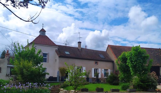 Proche de Vichy studio dans ancienne ferme