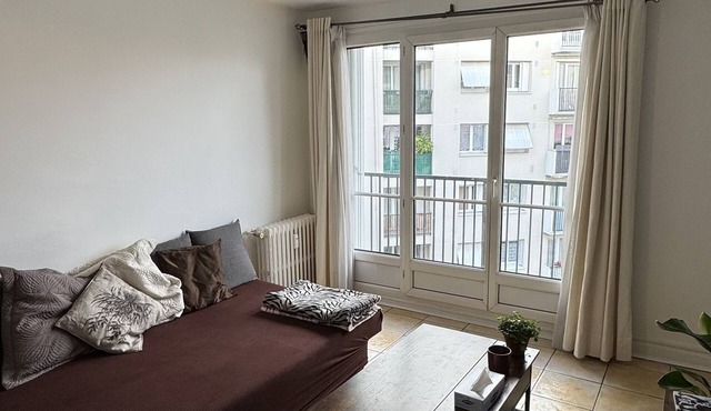 Proche du centre de Paris ! Appartement calme de 45m2 avec balcon