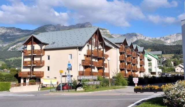 Proche du Centre ! Accès Piscine + Local à Skis