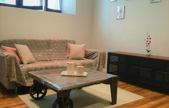 Proche gare, cosy, courte et moyenne durée