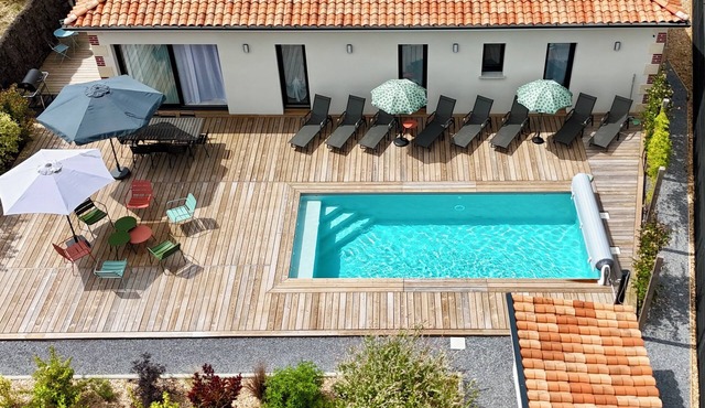 Proche Léon Villa 8 Personnes, Piscine Chauffée à 5 km de L'océan