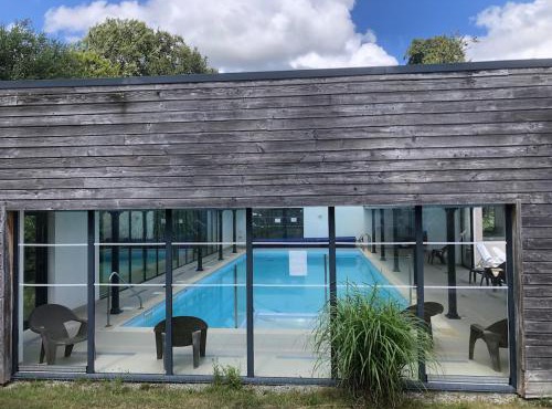 Proche Lorient Maison - Piscine- Golf