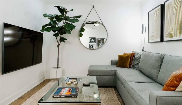 Producer's Suite: Luxe Music Row Stay, Walk to Gulch!