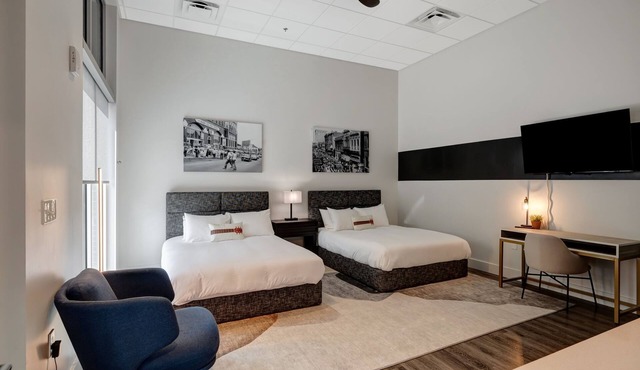 Professional Retreat Double Queen Room