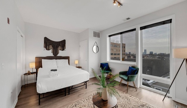 Professional suite With Free Parking I Pool