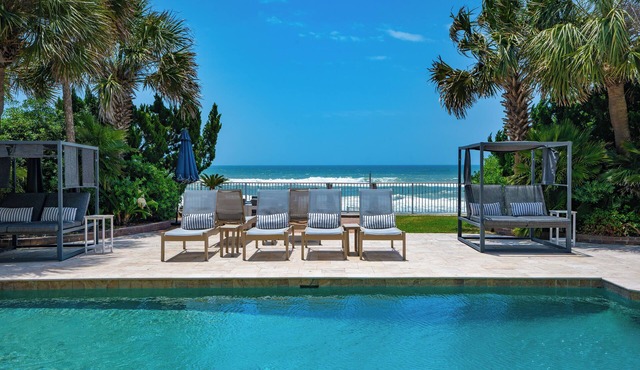 Promenade by AvantStay | Beach Front Mansion w/Breathtaking Views & Pool!