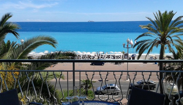 Promenade des Anglais Nice sea view 2 bed lux city apt balcony free Wifi