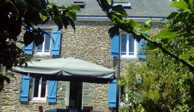 PROMO 4 to 6 nights 15% house near Grands Sables and Port-Mélite beaches