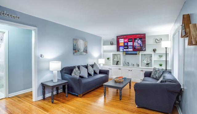 PROMO 5% WEEKLY /10% MONTHLY DISCOUNT Adorable&Cozy Home Mins from Dwtn/Airport