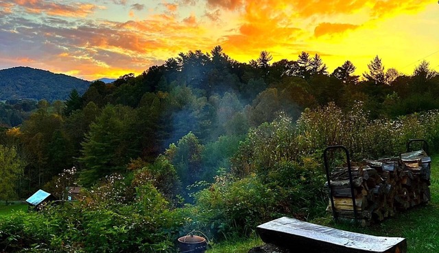 PROMO 5% WEEKLY/15% MONTHLY DISCOUNTn"Moonlit Chalet is your rental to relax