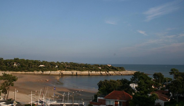 PROMO -At the 5th and exceptional view of ocean and Nauzan beach at Saint Palais