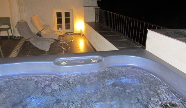 PROMO - CHARACTER HOUSE, TROPÉZIENNE TERRASSE, JACUZZI, IMPRENABLE VIEW