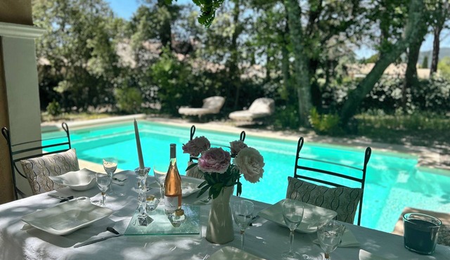PROMO Charming Provençal house heated swimming pool 4mn Lourmarin listed village