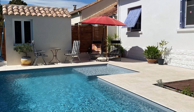 PROMO ETE Quiet villa with pool and wooded garden near the sea.