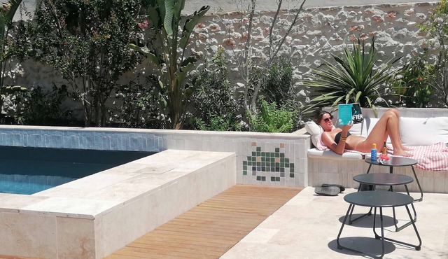 PROMO Jolie MAISON avec PISCINE JARDIN - bord de MER - Pointe Rouge MARSEILLE.