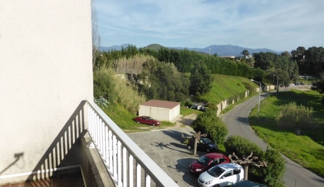 PROMO Nice duplex apartment with parking, close to beaches and shops