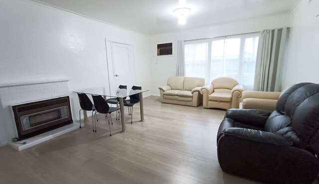 *PROMO!* Private 3-Bedroom House Near Shopping Mall, Airport! Free Wifi!