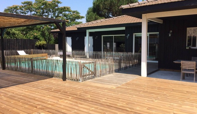 PROMO SEM 14 JUILLET MAISON DU BASSIN AVEC PISCINE chauffée et cloturée